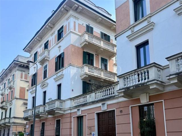 Casa in vendita a Municipio 2, Milano