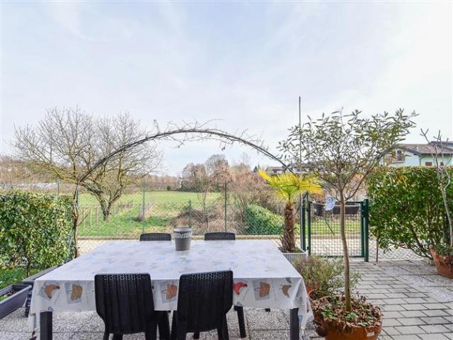 Casa in vendita a Montano Lucino, Lombardia