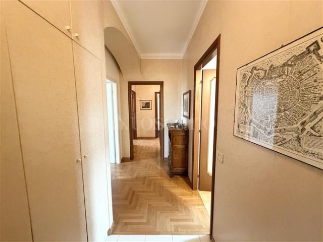 Casa in vendita a XXII Marzo, Milano
