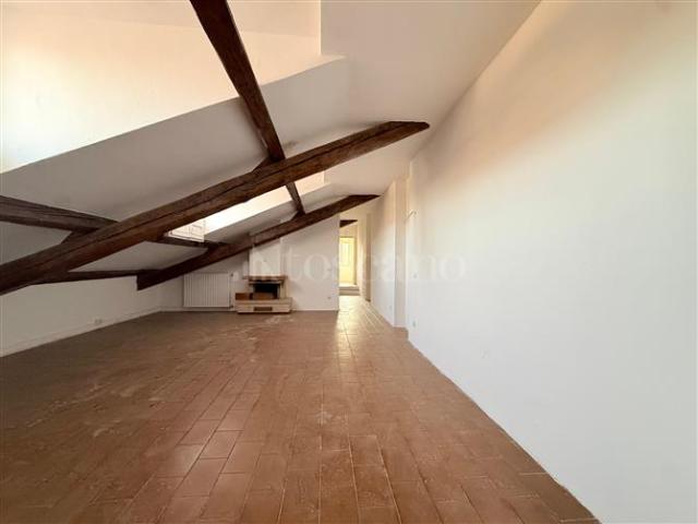 Casa in vendita a Municipio 5, Milano