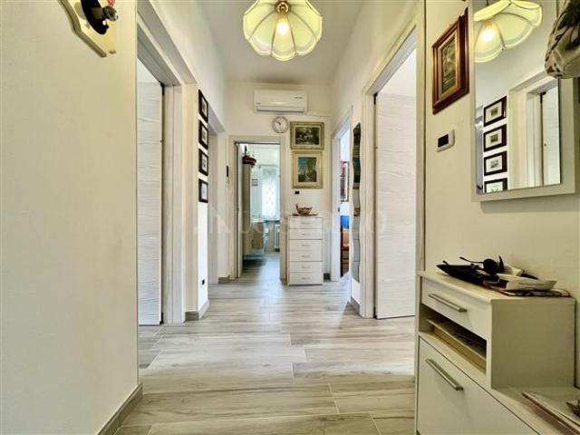 Casa in vendita a Desenzano Del Garda, Lombardia