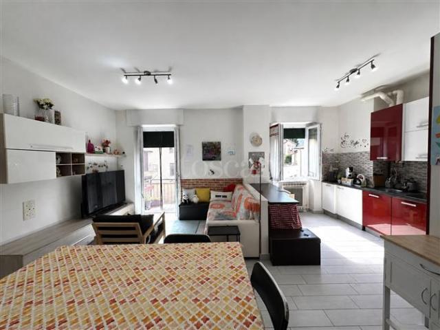 Casa in vendita a Olate, Lecco