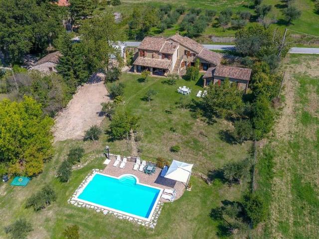 Casa in vendita a Marche, Macerata