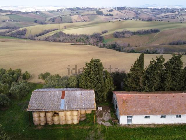 Rustico in vendita a Marche, Macerata
