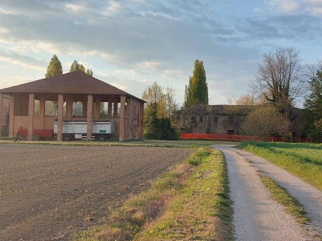Rustico in vendita a Borgo Valeriani, Argenta
