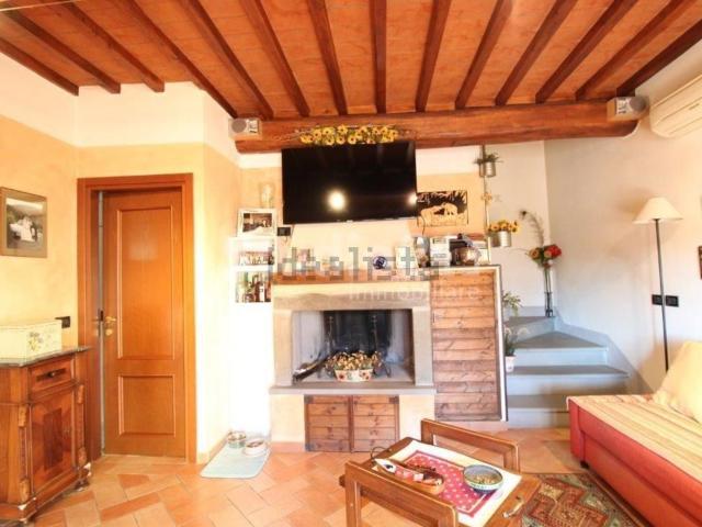 Rustico in vendita a Case Urbini, Castelfranco Piandiscò