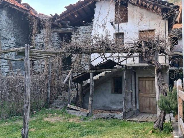Rustico in vendita a Chetoz, Quart
