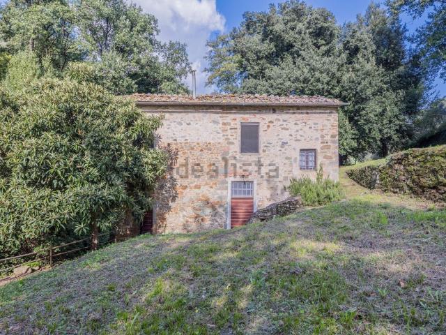 Rustico in vendita a Spicchio, Lamporecchio