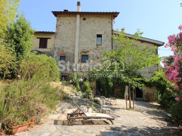 Rustico in vendita a Rignano sull'Arno, Firenze
