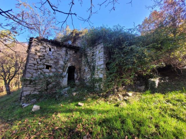 Rustico in vendita a Albino, Lombardia