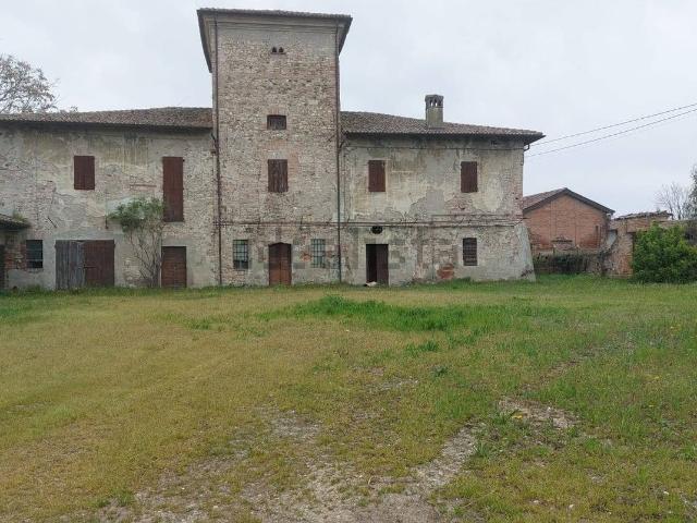 Rustico in vendita a Gragnano Trebbiense, Reggio Emilia