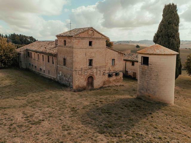 Rustico in vendita a Marche, Macerata