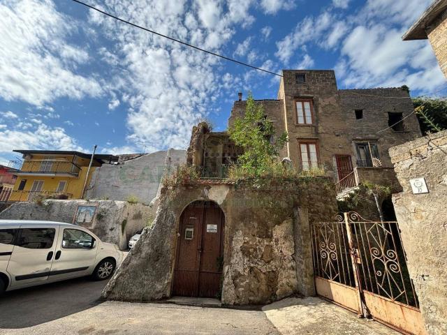 Rustico in vendita a Castel San Giorgio, Campania