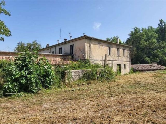 Rustico in vendita a Acquasparta, Umbria