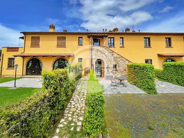 Rustico in vendita a Rosignano Marittimo, Toscana
