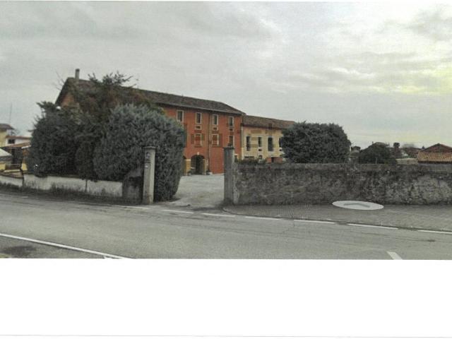 Rustico in vendita a Rosa, San Vito Al Tagliamento