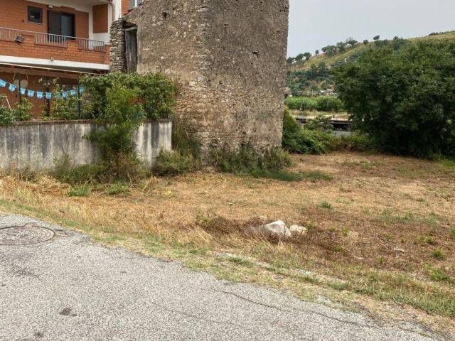 Rustico in vendita a Santi Cosma E Damiano, Lazio