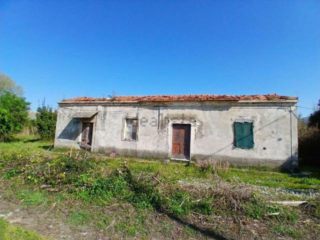 Rustico in vendita a Carrara, Toscana