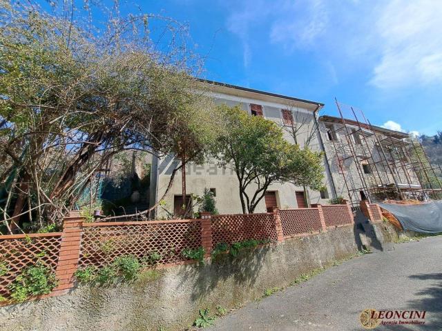 Rustico in vendita a Unione di comuni Montana Lunigiana, Podenzana