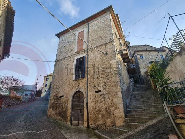 Rustico in vendita a Arce, Lazio