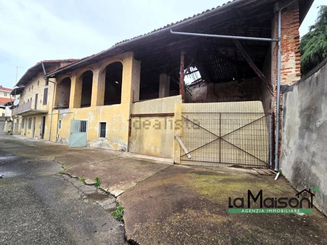 Rustico in vendita a Piemonte, Vercelli