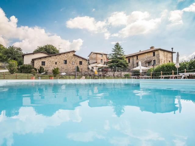 Rustico in vendita a Umbertide, Umbria