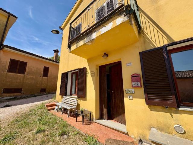 Rustico in vendita a Palombara, Fabriano