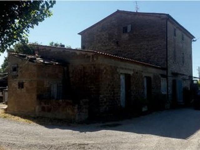 Rustico in vendita a Stazione, San Giustino