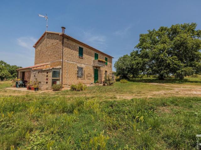 Rustico in vendita a Unione di Comuni Montani Colline del Fiora, Sorano