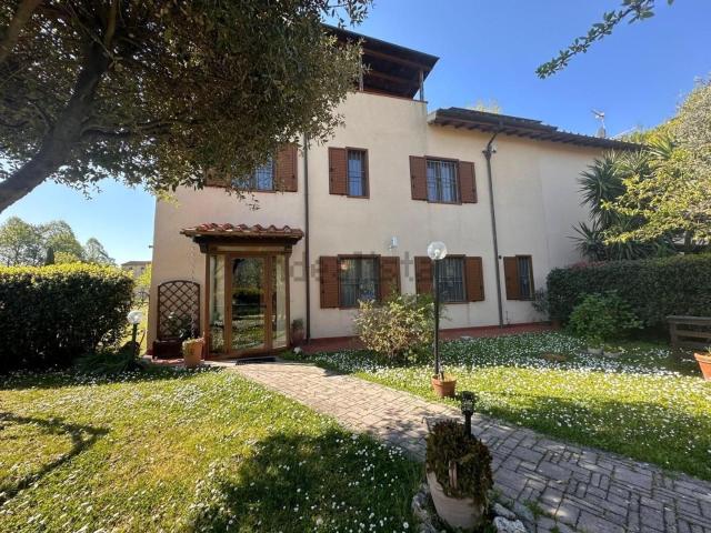 Rustico in vendita a San Frediano a Settimo, Cascina