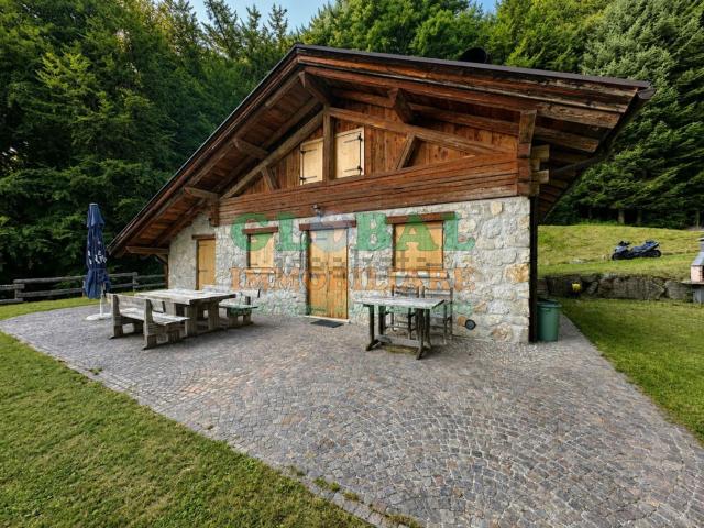 Rustico in vendita a Trozzo, Ronchi Valsugana