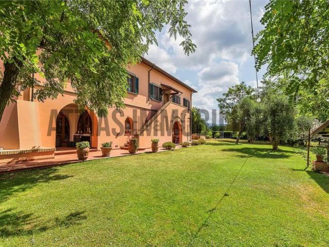 Rustico in vendita a Rosignano Marittimo, Toscana