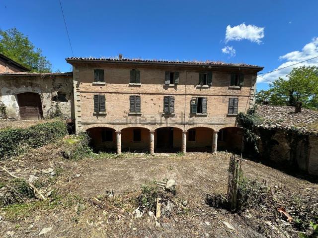 Rustico in vendita a Unione dei comuni del Frignano, Pavullo Nel Frignano