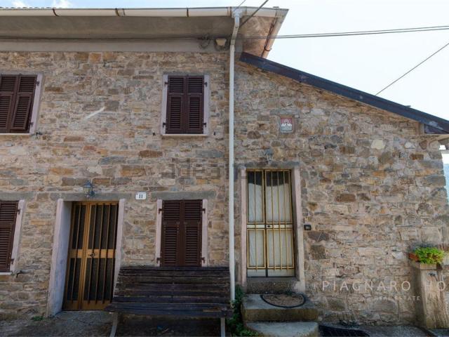 Rustico in vendita a Valle, Zeri