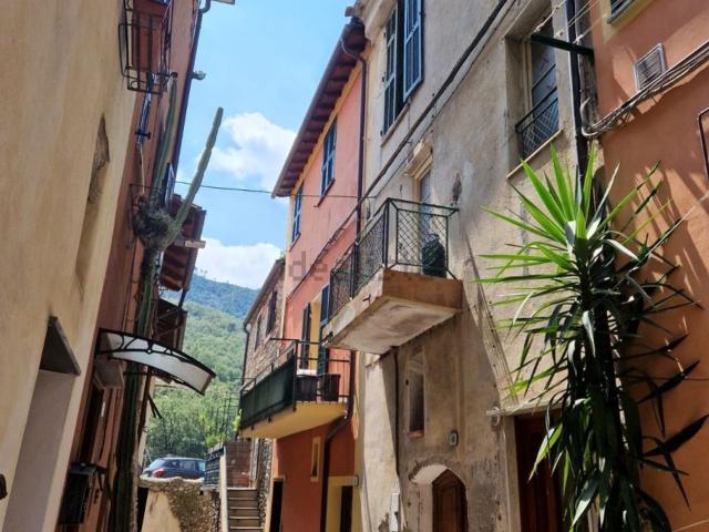Rustico in vendita a Villanova D'albenga, Liguria