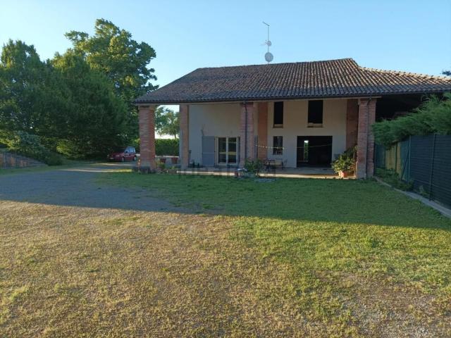 Rustico in vendita a Sarturano, Agazzano