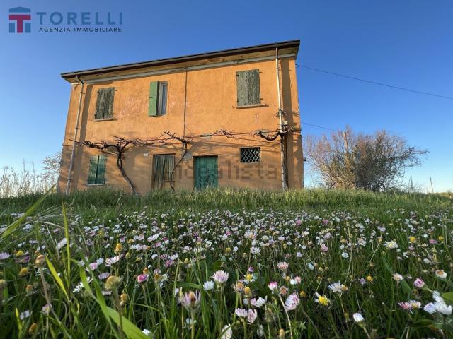 Rustico in vendita a San Mauro Pascoli, Reggio Emilia