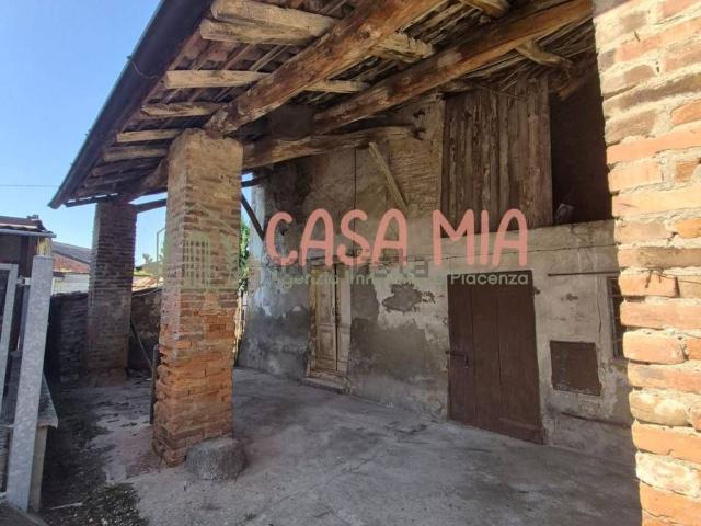 Rustico in vendita a Sant'Imento, Rottofreno