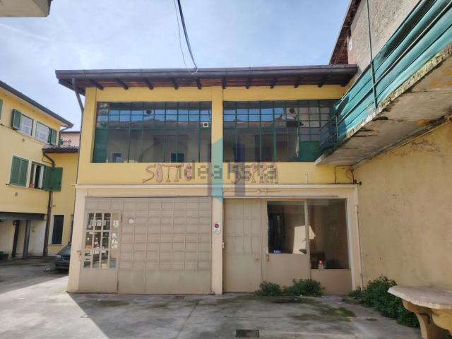 Rustico in vendita a Travagliato, Lombardia