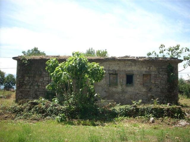 Rustico in vendita a Aquino, Frosinone