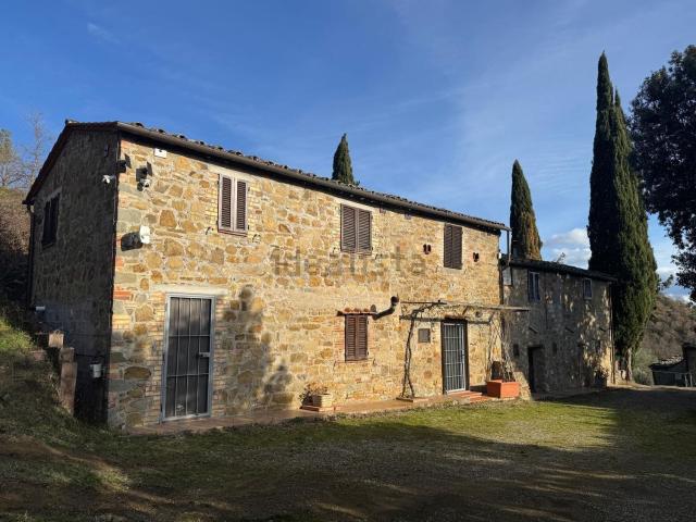 Rustico in vendita a Tuoro Sul Trasimeno, Umbria