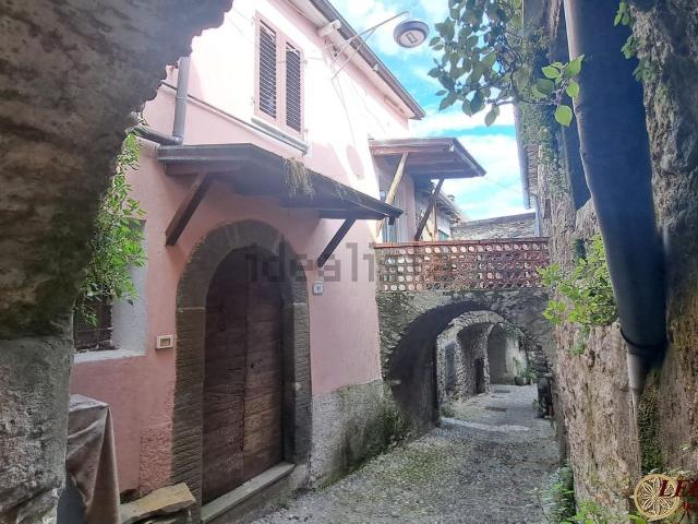 Rustico in vendita a Unione di comuni Montana Lunigiana, Tresana