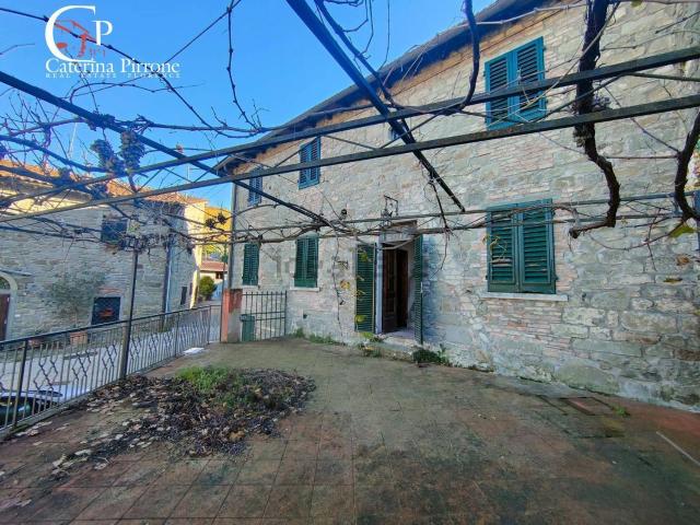 Rustico in vendita a Casale, San Godenzo