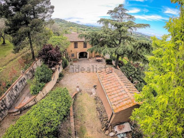 Rustico in vendita a Volterra, Toscana
