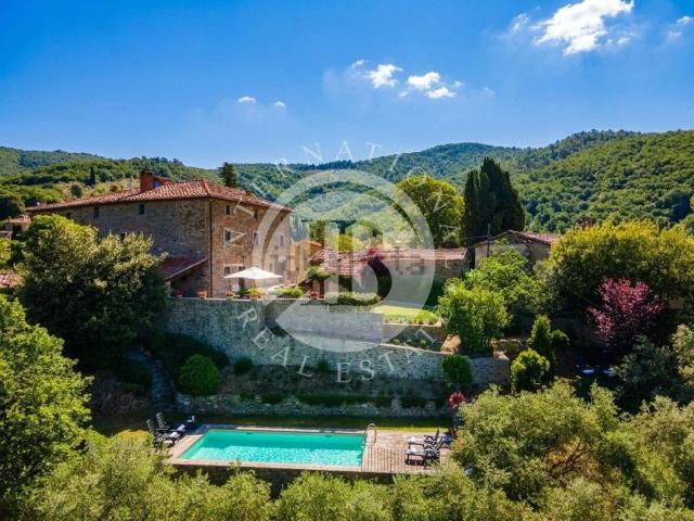 Rustico in vendita a Castiglion Fiorentino, Toscana