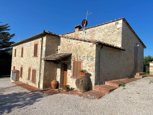 Rustico in vendita a Castelnuovo Val Di Cecina, Toscana