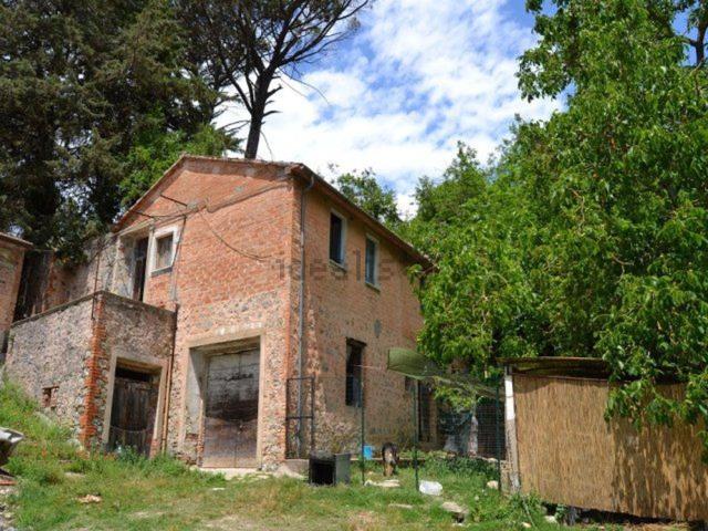 Rustico in vendita a Monteleone d'Orvieto, Terni
