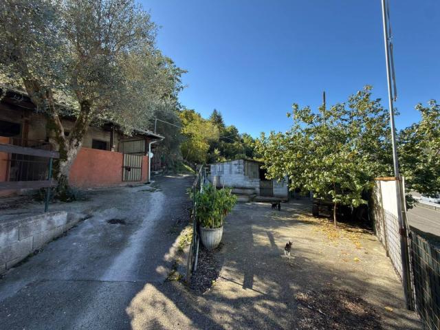 Rustico in vendita a Colle Rinaldo, Borgo Velino