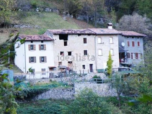 Rustico in vendita a Arsiero, Veneto