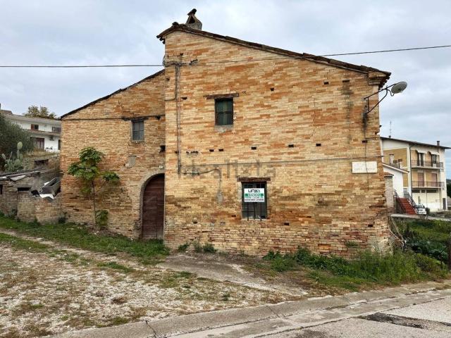 Rustico in vendita a Marche, Fermo